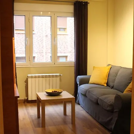 Alojamiento Playa Arbeyal Apartamento Gijón